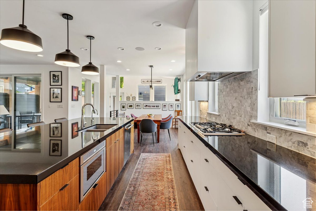 1055 S 1000 E Salt Lake City, UT 84105