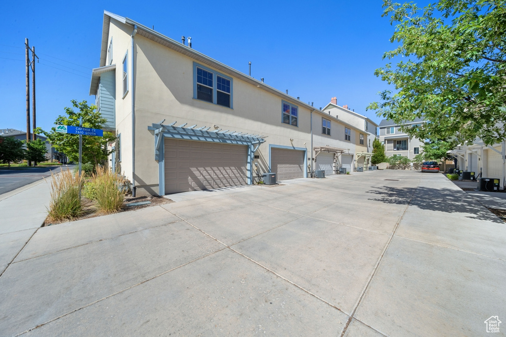 862 W CAPRAIA CT Midvale, UT 84047