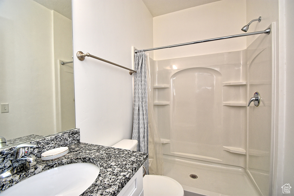685 E 355 N Vineyard, UT 84059