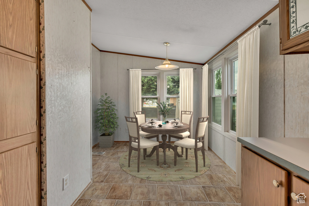 Photo 7 for MLS #2097335 at 705 S Redwood Rd #71