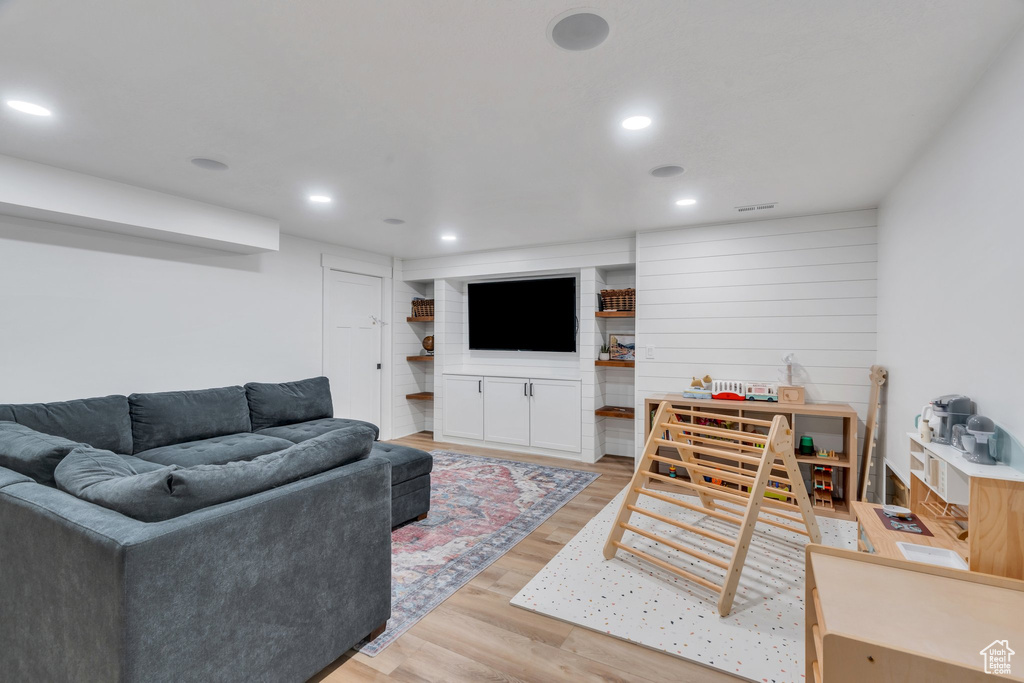 131 N DESERT SAGE DR Saratoga Springs, UT 84045