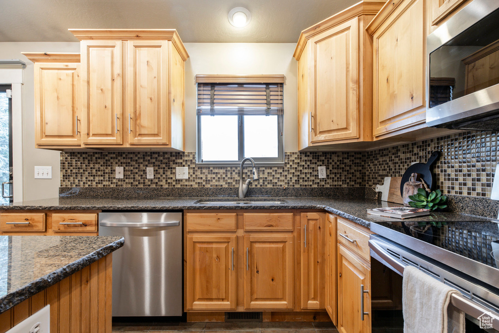 2365 S 3450 W Syracuse, UT 84075