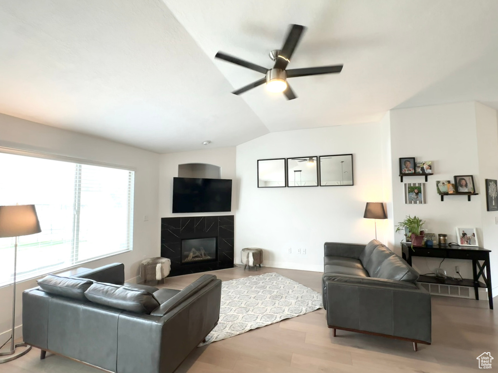 12137 S BLACK POWDER DR Herriman, UT 84096