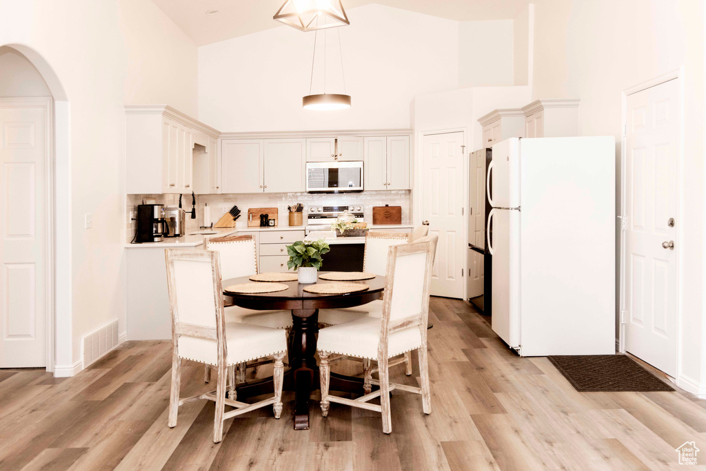 3482 W PLYMOUTH ROCK CV Lehi, UT 84043