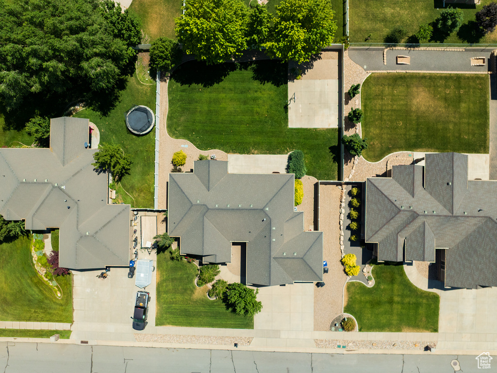 7496 S 1740 E South Weber, UT 84405