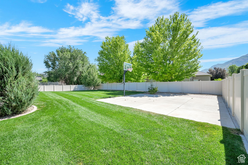 7496 S 1740 E South Weber, UT 84405