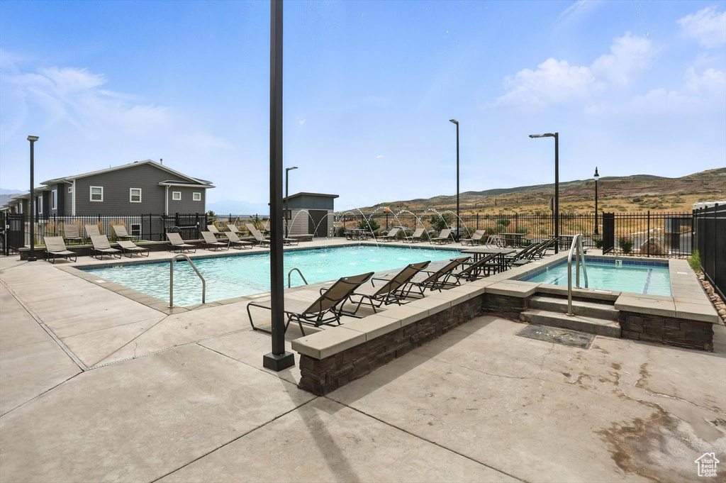 3724 W SOFT WHISPER WAY Herriman, UT 84096
