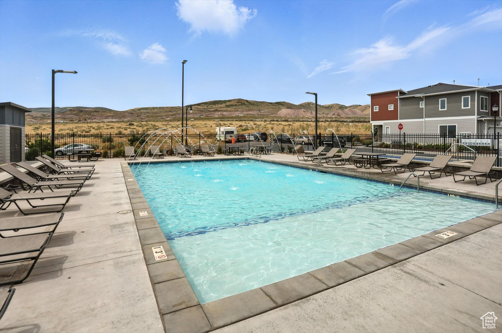 3724 W SOFT WHISPER WAY Herriman, UT 84096