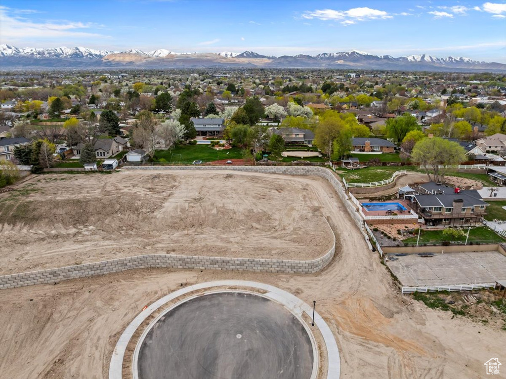 1097 W KINGS LANDING CT South Jordan, UT 84095