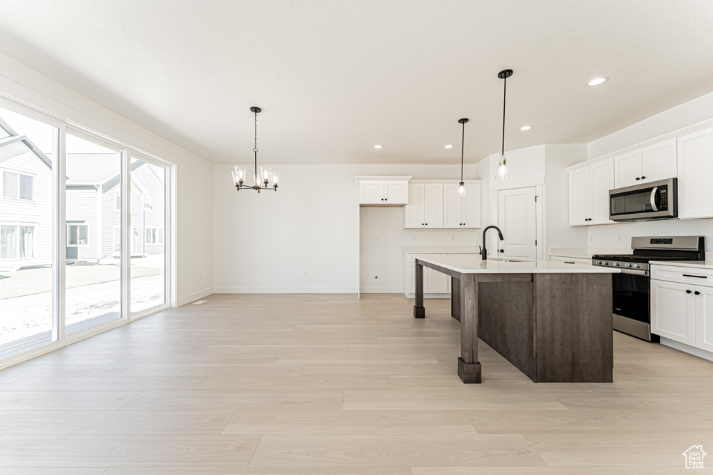 Photo 5 for MLS #2097400 at 1079 N 3620 West #271