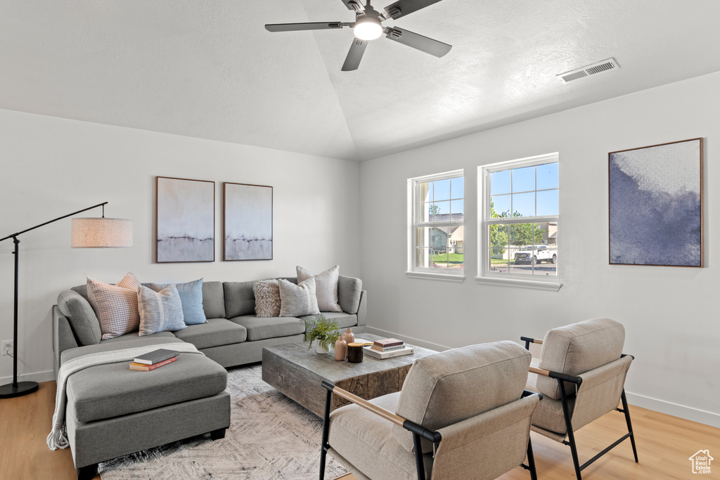 472 W INDIAN CAMP RD Ogden, UT 84404