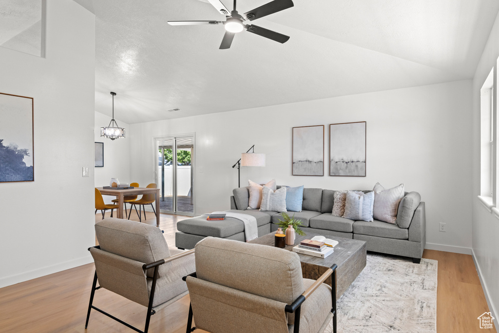 472 W INDIAN CAMP RD Ogden, UT 84404