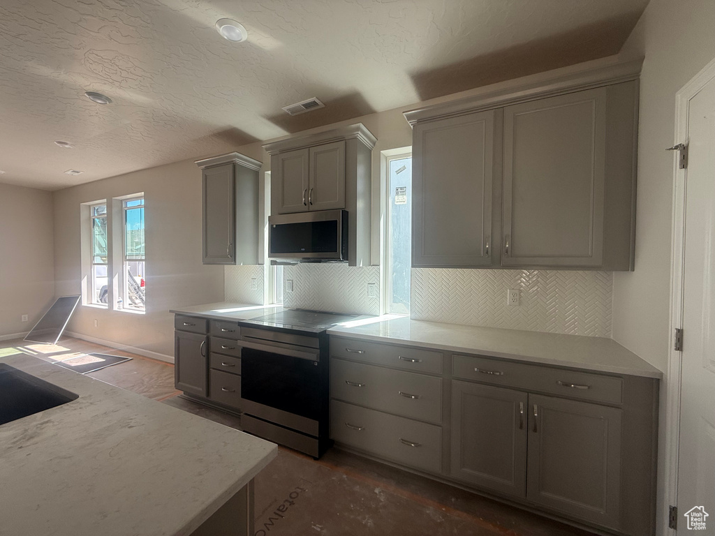 6184 W 11800 S #508 Riverton, UT 84096