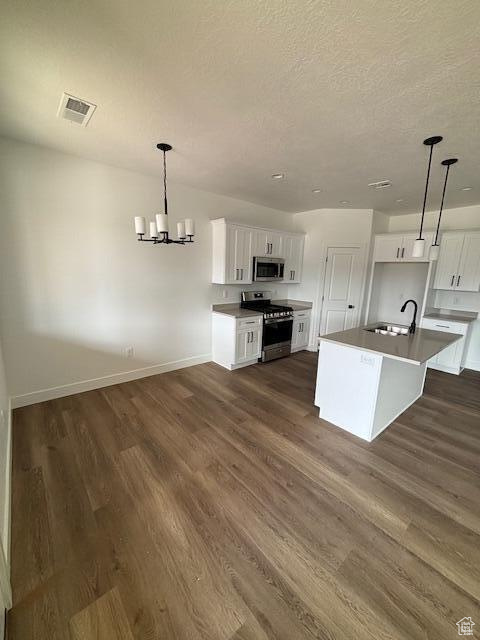 4982 N WINCHESTER DR #31 Enoch, UT 84721
