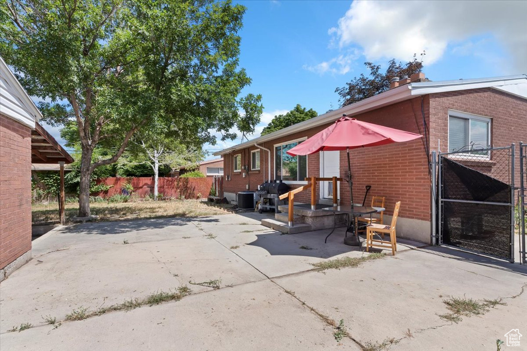 3524 W MEADOWBROOK DR West Valley City, UT 84119