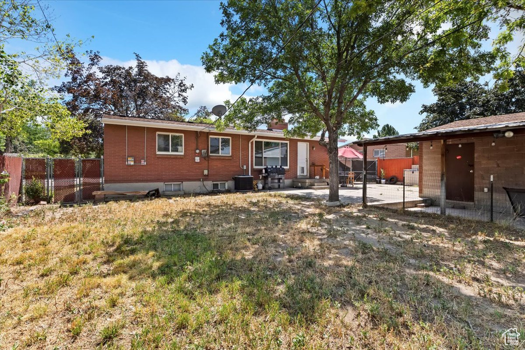 3524 W MEADOWBROOK DR West Valley City, UT 84119