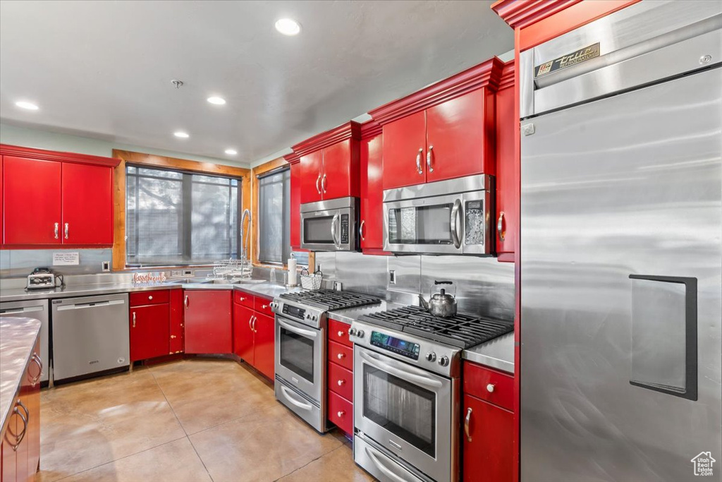 3149 E 9800 S Sandy, UT 84092