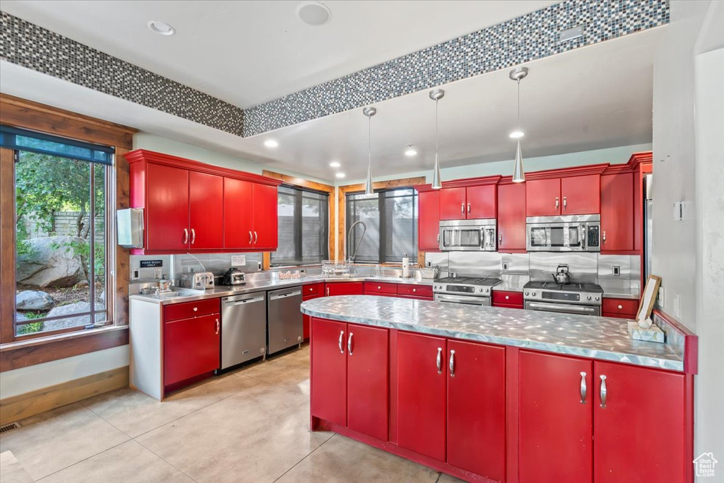3149 E 9800 S Sandy, UT 84092