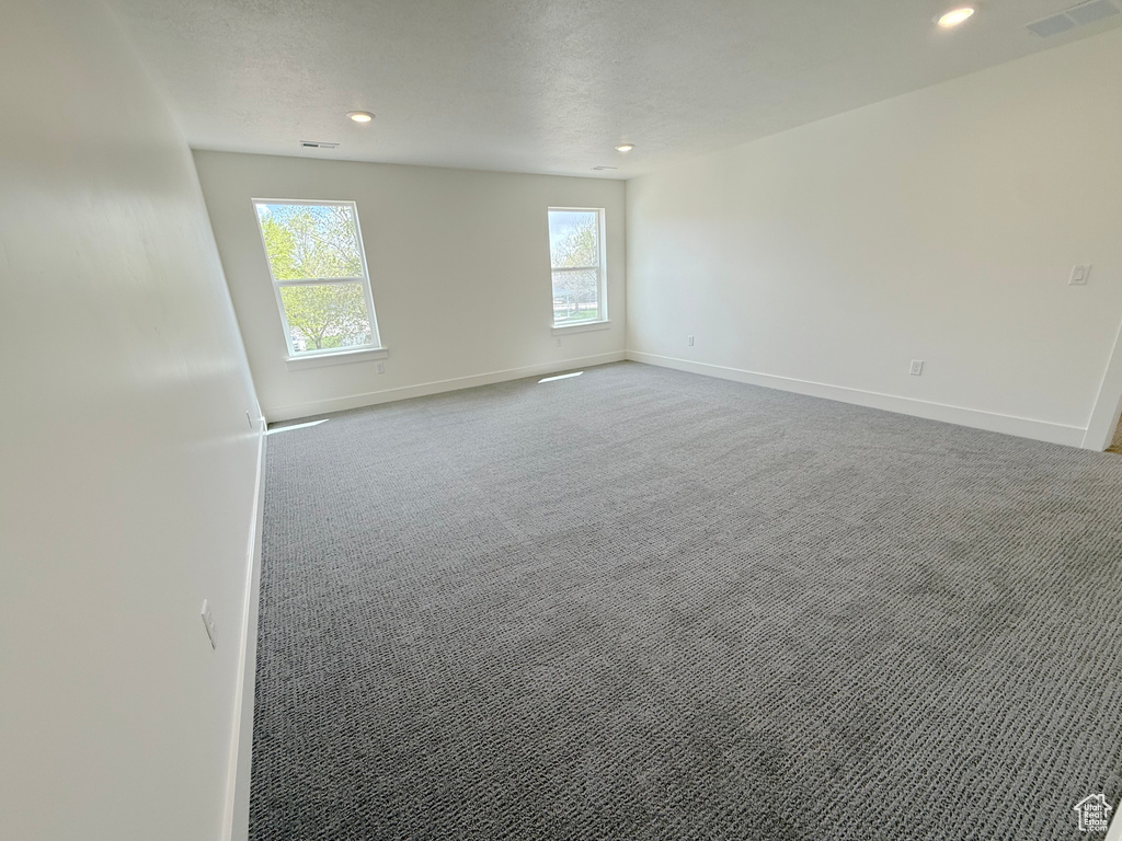 2237 E PARKSIDE CIR South Ogden, UT 84403