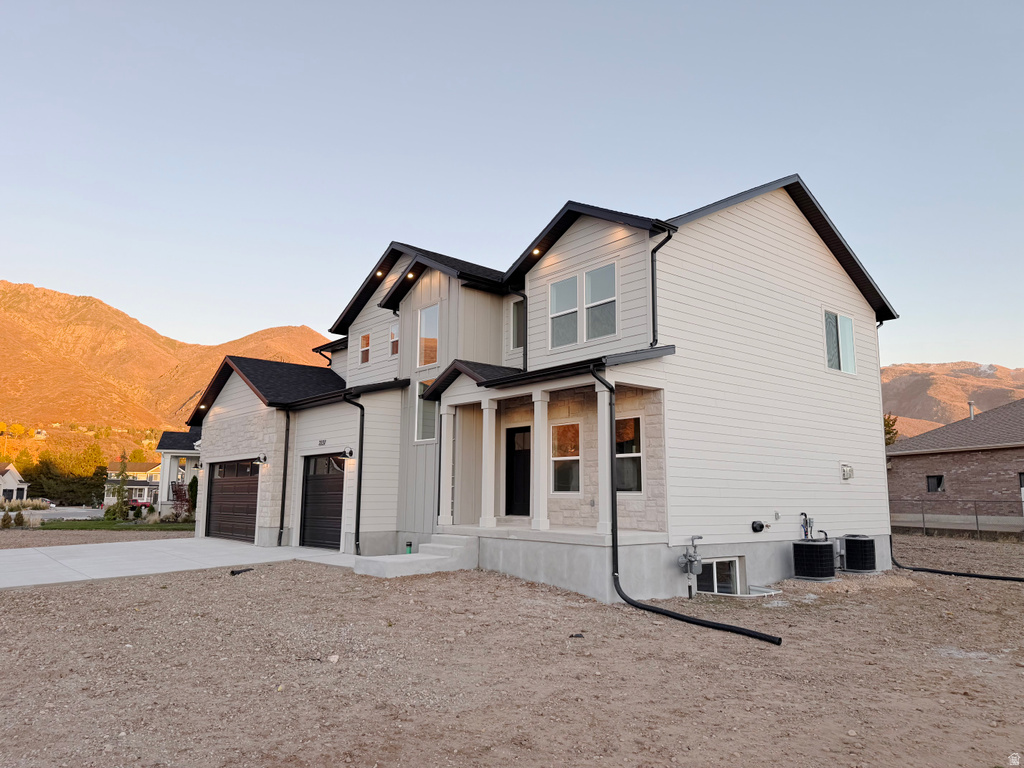 2237 E PARKSIDE CIR South Ogden, UT 84403