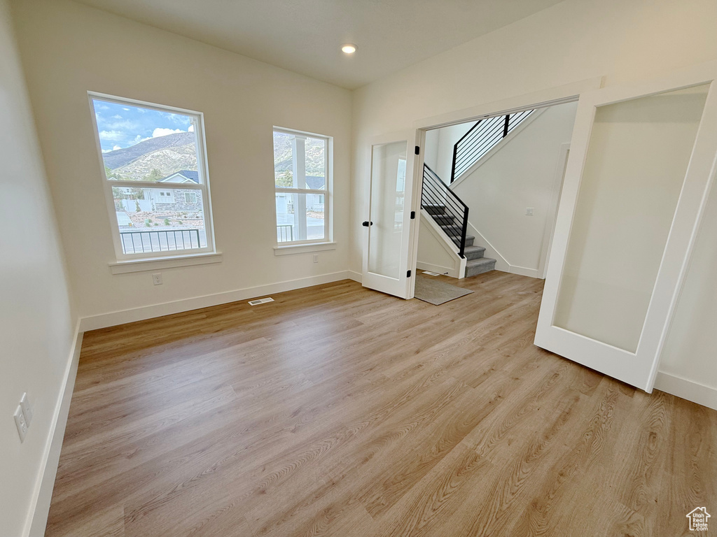 2237 E PARKSIDE CIR South Ogden, UT 84403