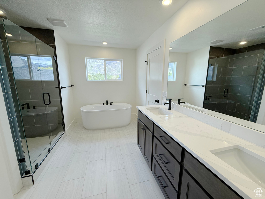 2237 E PARKSIDE CIR South Ogden, UT 84403
