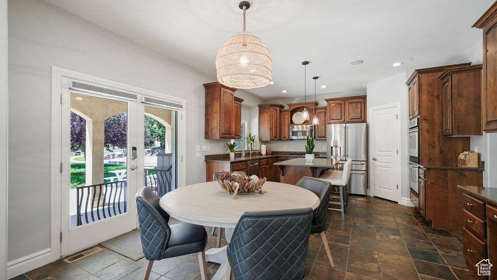 11597 N SUNSET HILLS DR Highland, UT 84003