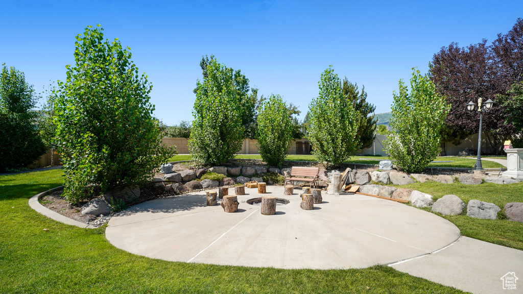 11597 N SUNSET HILLS DR Highland, UT 84003