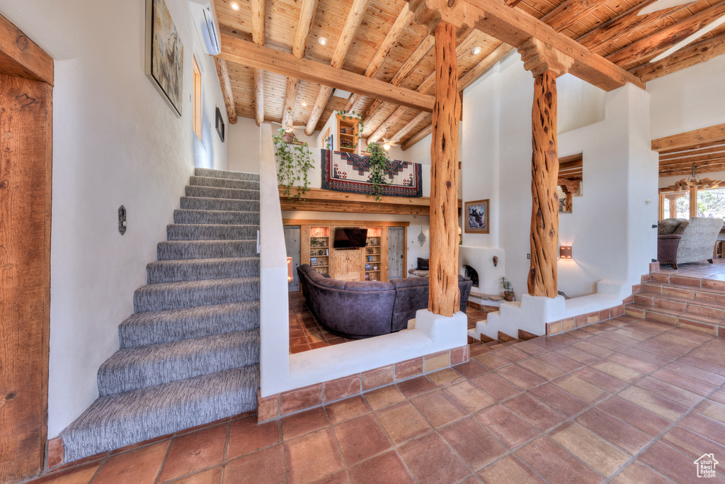 70 DESERT SOLITAIRE RD Moab, UT 84532