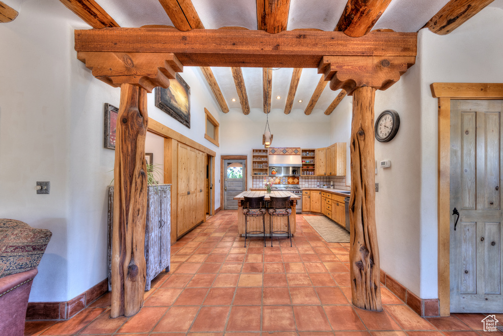 70 DESERT SOLITAIRE RD Moab, UT 84532