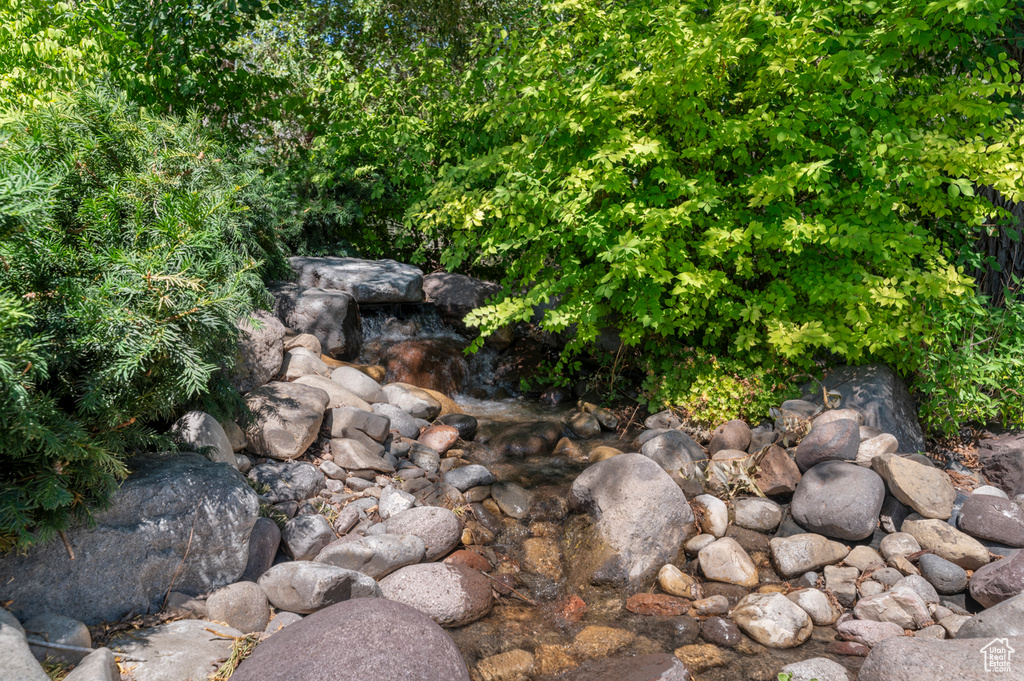 1066 W 575 N Springville, UT 84663