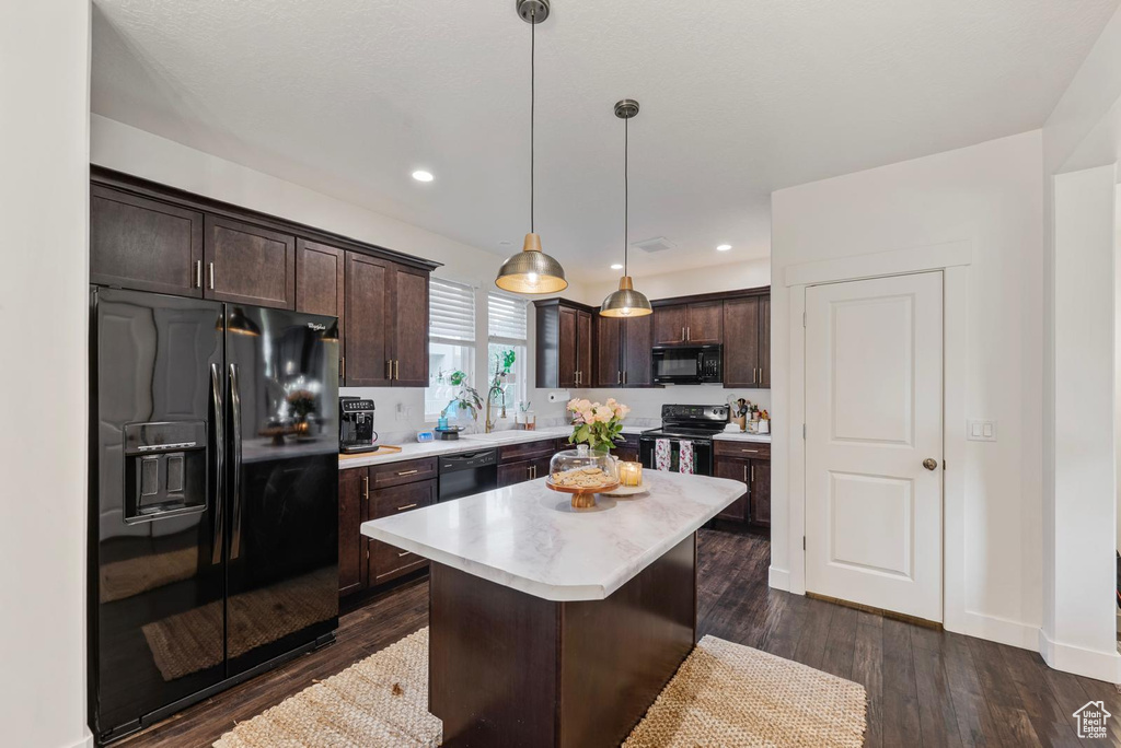4937 W DAYBREAK PKWY South Jordan, UT 84009