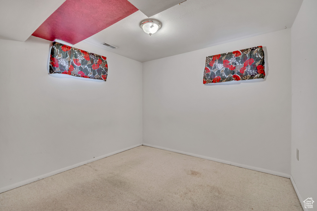 849 S 665 W Woods Cross, UT 84087