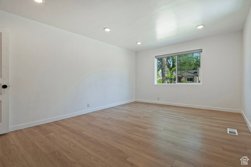 943 W SIGNORA DR Salt Lake City, UT 84116