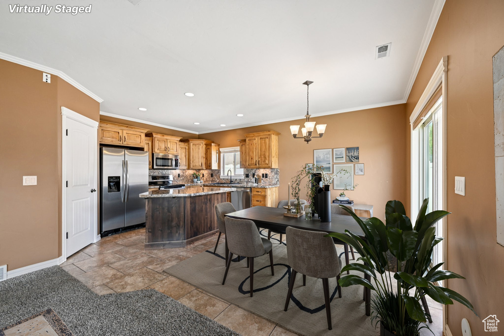 885 W 2150 N Pleasant View, UT 84404