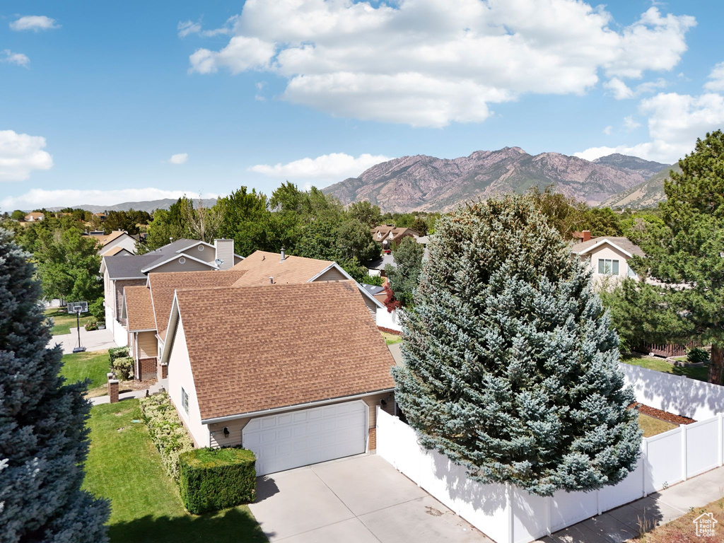 9355 S PERUVIAN DR Sandy, UT 84093