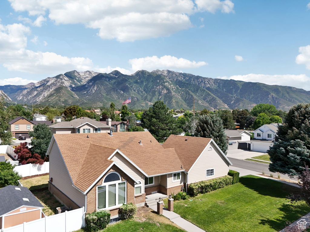 9355 S PERUVIAN DR Sandy, UT 84093