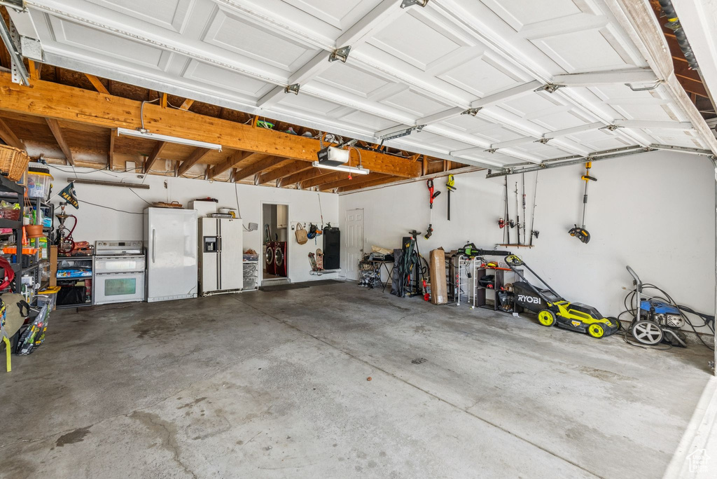 9355 S PERUVIAN DR Sandy, UT 84093
