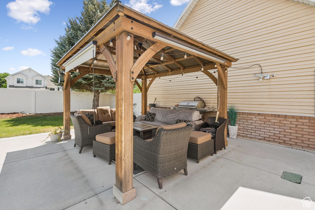 9355 S PERUVIAN DR Sandy, UT 84093