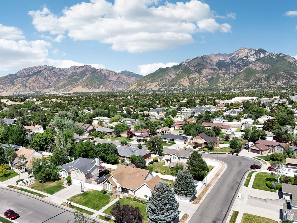 9355 S PERUVIAN DR Sandy, UT 84093