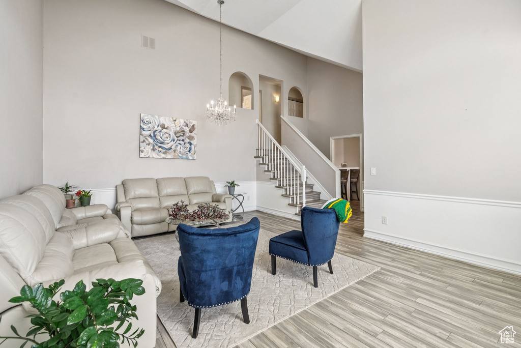 9355 S PERUVIAN DR Sandy, UT 84093