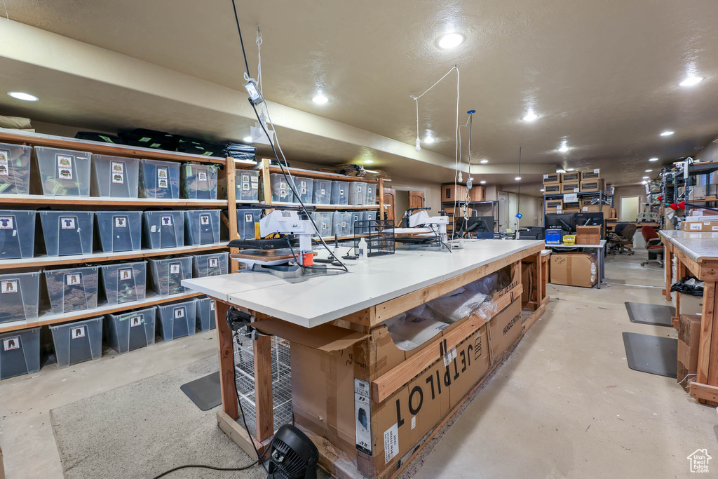 4683 W CEE JAY CT South Jordan, UT 84009