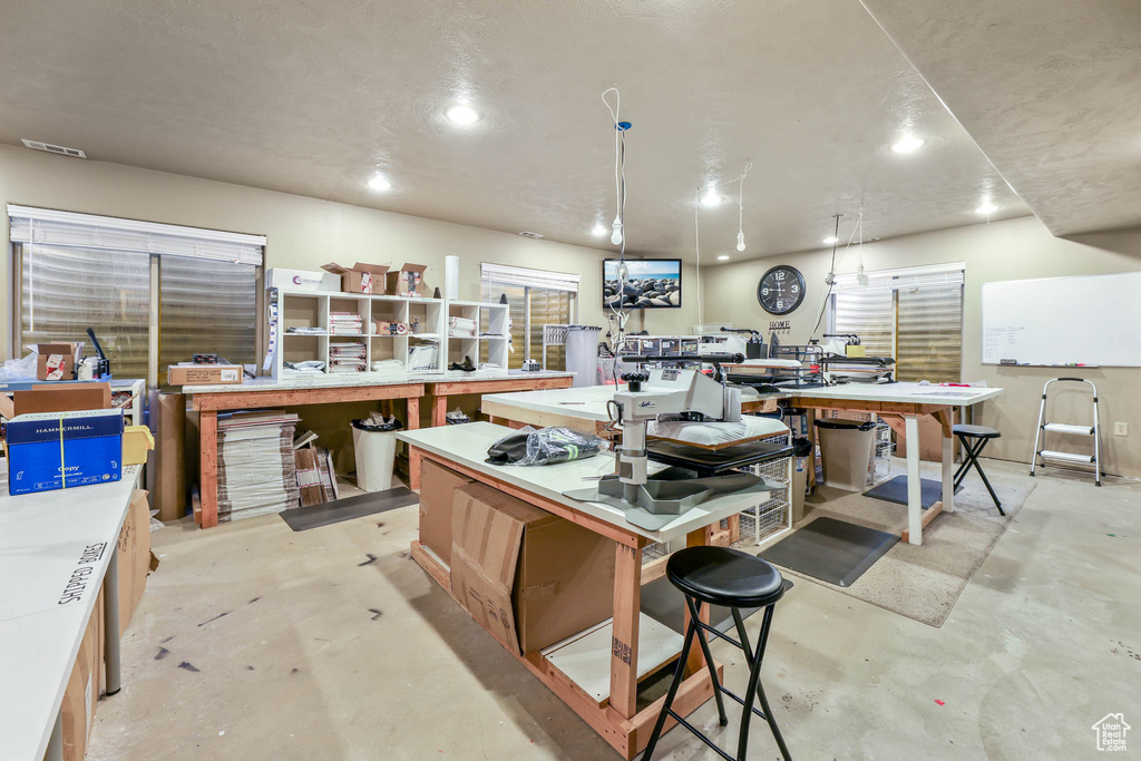 4683 W CEE JAY CT South Jordan, UT 84009