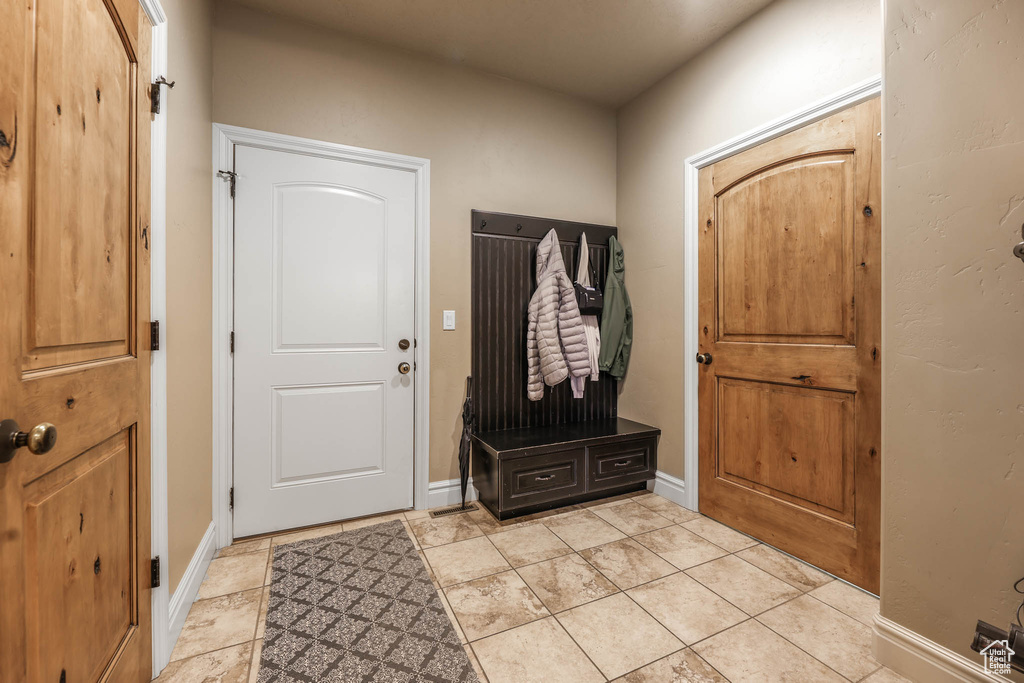 4683 W CEE JAY CT South Jordan, UT 84009
