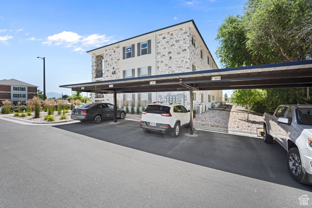 490 S 100 W #F305 Springville, UT 84663
