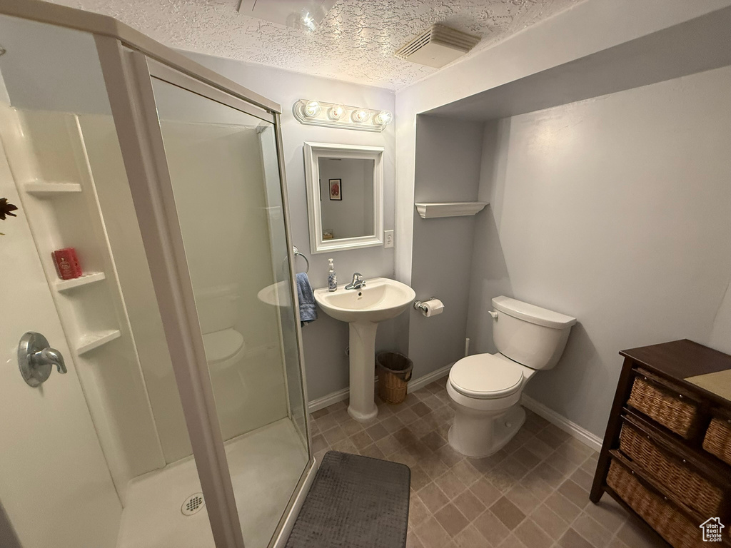 5140 S 2175 W Roy, UT 84067