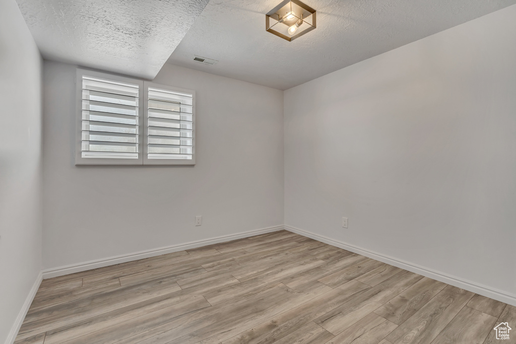2140 E 3000 N Layton, UT 84040