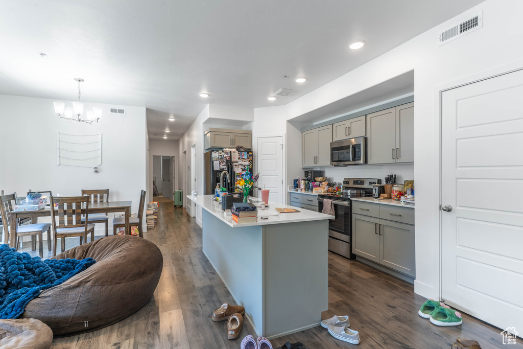 1076 W 490 S #204 American Fork, UT 84003