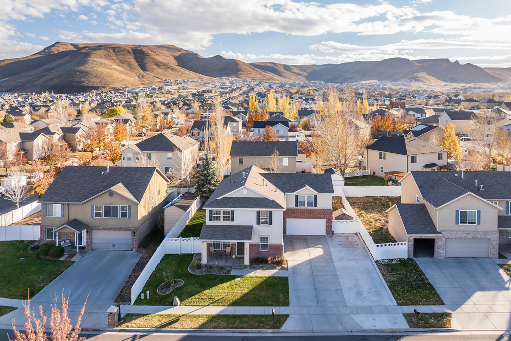 6733 W MARY LEIZAN LN Herriman, UT 84096