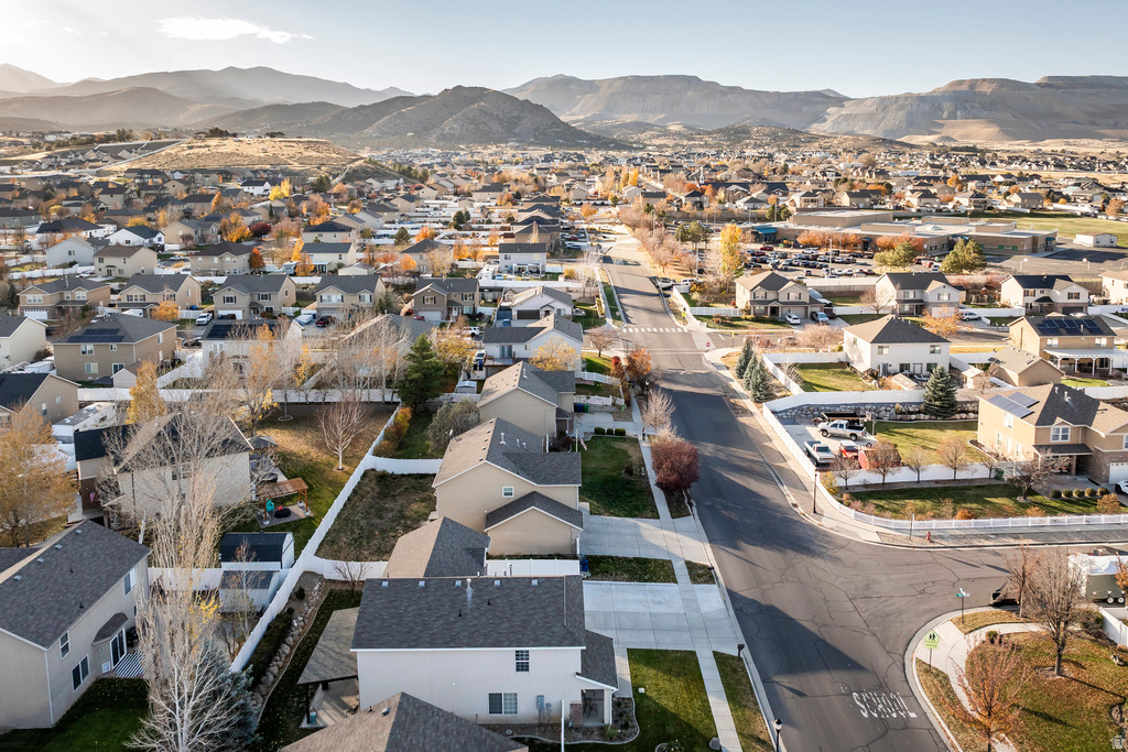 6733 W MARY LEIZAN LN Herriman, UT 84096